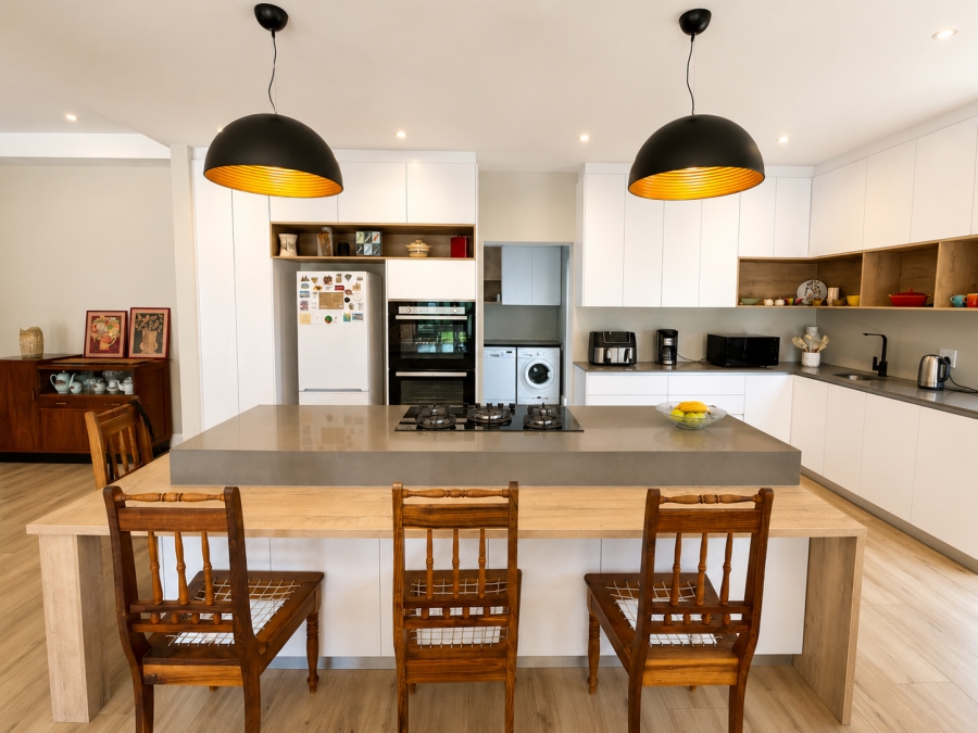 4 Bedroom Property for Sale in Kingswood Golf Estate Western Cape